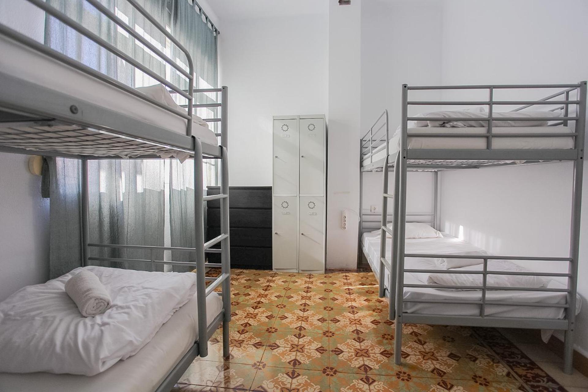 Hotel Bbtk Bed And Bike Málaga Esterno foto